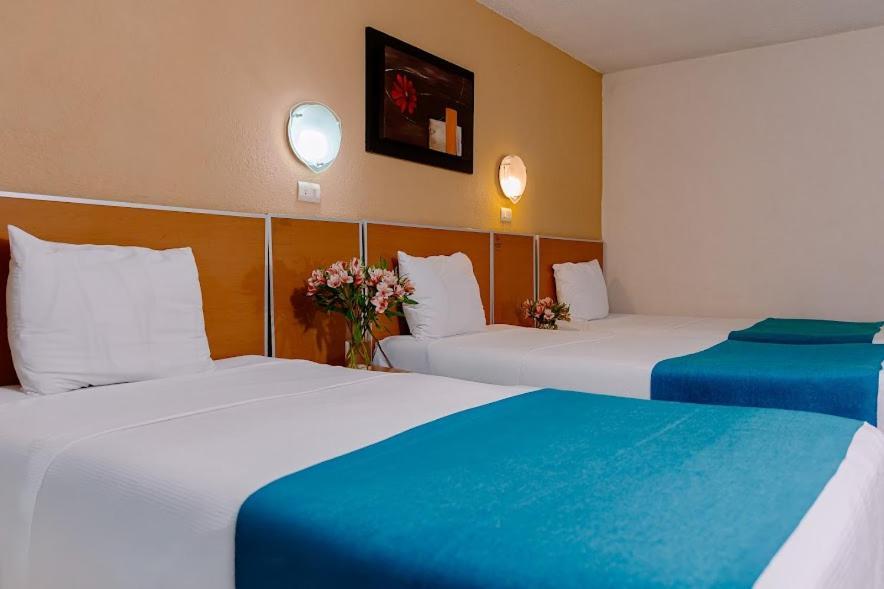 Kasa Hotel&Suites Irapuato Exterior foto