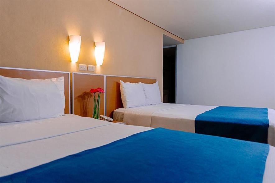 Kasa Hotel&Suites Irapuato Exterior foto